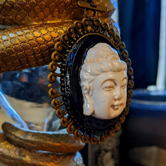 Siddartha Cameo - Picture 4 of 8
